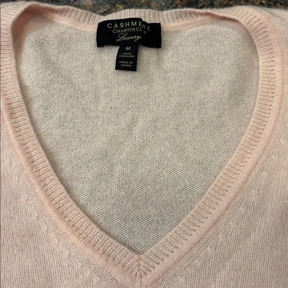 Charter Club Luxury 100% Cashmere , Blush V-Neck Sweater - Picture 3 of 6